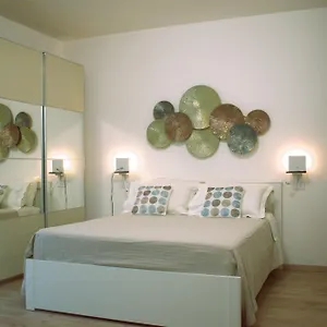 appartamento-tosca-peschiera-del-garda.hotelinveneto.com/